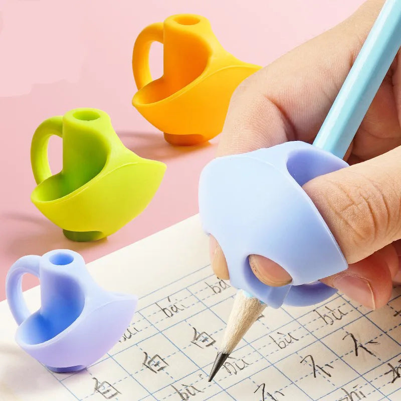 Ergonomic Writing Aid for Children - Dyno Pixels